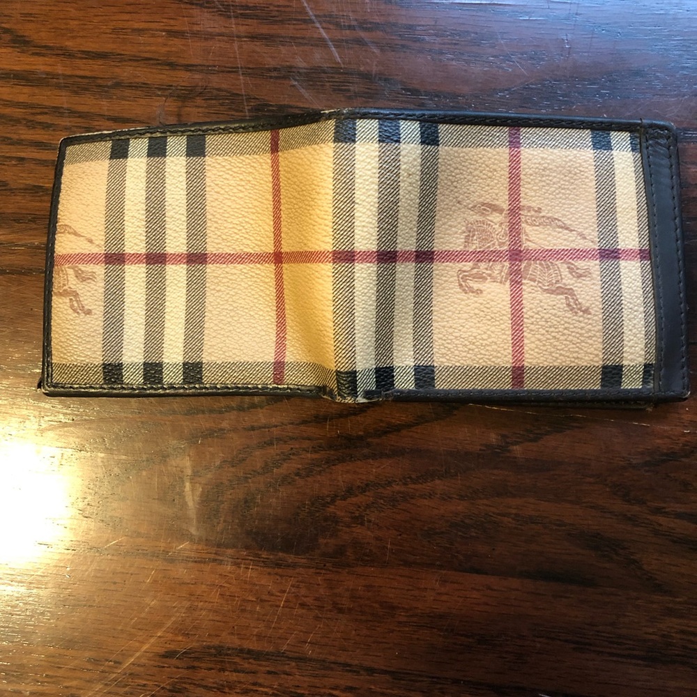 Men’s Burberry Wallet